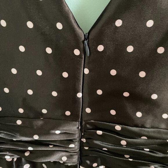 JESSICA HOWARD VINTAGE WOMEN'S SATIN FEEL SLEEVELESS KNEE LENGTH POLKA DOT 14P - Picture 5 of 6